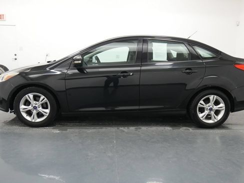 Used 2014 Ford Focus SE FWD image 4