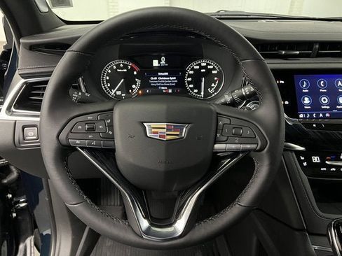 New 2025 Cadillac XT6 Premium Luxury w/ LPO, Floor Liner Package image 14