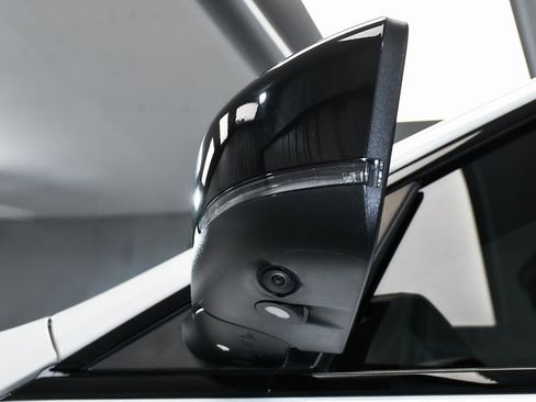 Used 2022 Maserati Levante Modena image 76