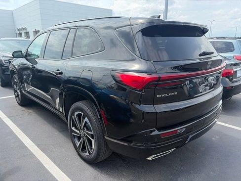Used 2026 Buick Enclave Sport Touring FWD image 2