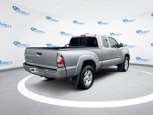 Used 2015 Toyota Tacoma PreRunner image 5