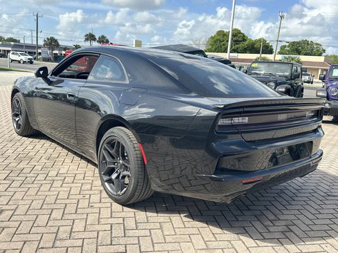 New 2026 Dodge Charger R/T AWD/4WD image 9