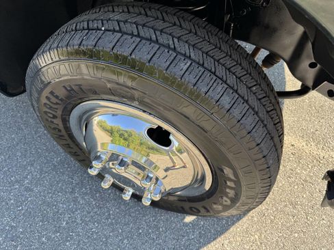 Used 2015 Ford F350 XL w/ Trailer Tow Package image 15