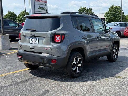 Used 2020 Jeep Renegade Trailhawk AWD/4WD image 3