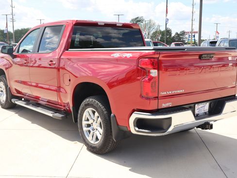 Used 2024 Chevrolet Silverado 1500 LT w/ Protection Package AWD/4WD image 7