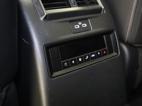 Used 2025 MAZDA CX-90 3.3 Turbo w/ Preferred Package AWD/4WD image 29