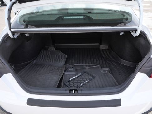 Certified 2025 Toyota Camry SE image 19