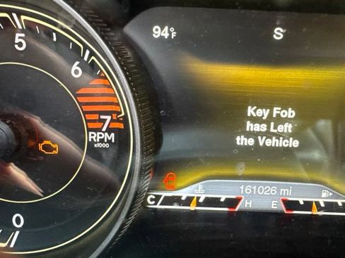 Used 2016 Jeep Cherokee Limited AWD/4WD image 7