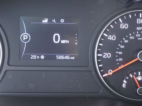 Used 2017 Kia Optima LX w/ Convenience Package image 16