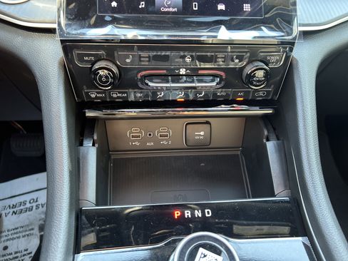 New 2026 Jeep Grand Cherokee L Laredo RWD image 44