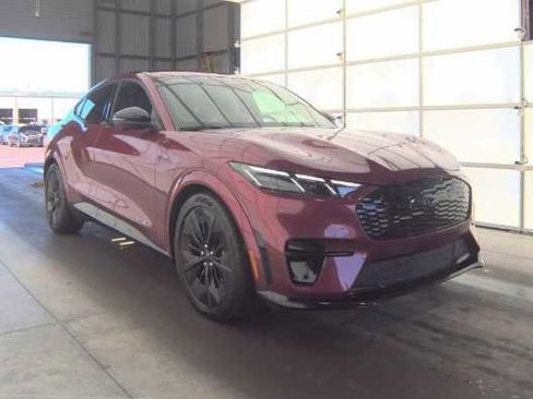 Used 2025 Ford Mustang Mach-E GT image 3