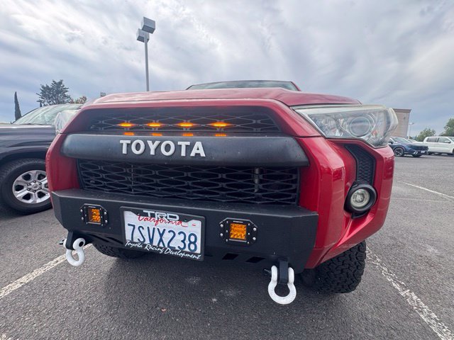 Used 2016 Toyota 4Runner SR5 Premium AWD/4WD image 5