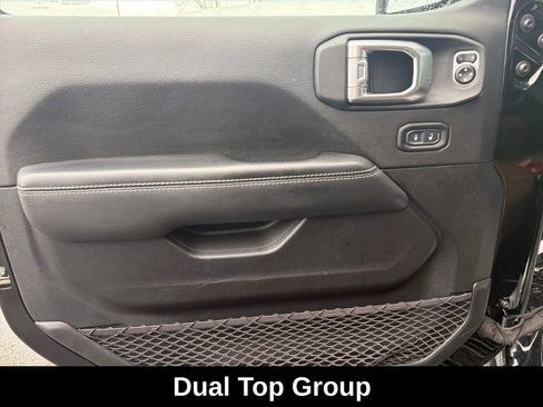 Used 2020 Jeep Gladiator Rubicon w/ Dual Top Group image 17