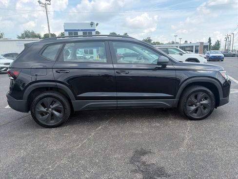 Used 2025 Volkswagen Taos S FWD image 8
