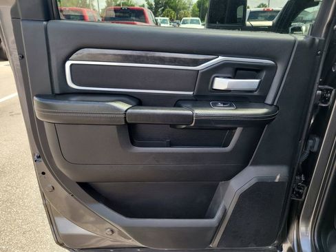 Certified 2024 RAM 2500 Big Horn AWD/4WD image 12