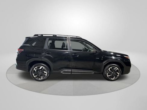 Used 2025 Subaru Forester Limited AWD/4WD image 8