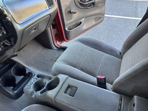 Used 1999 Ford Ranger XLT AWD/4WD image 24