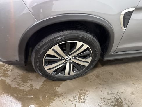 Used 2020 Mitsubishi Outlander Sport SE AWD/4WD image 10