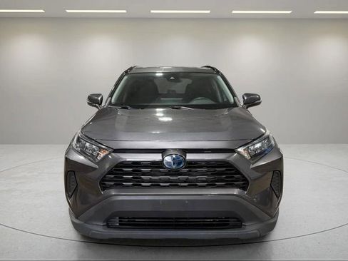 Used 2019 Toyota RAV4 LE image 15