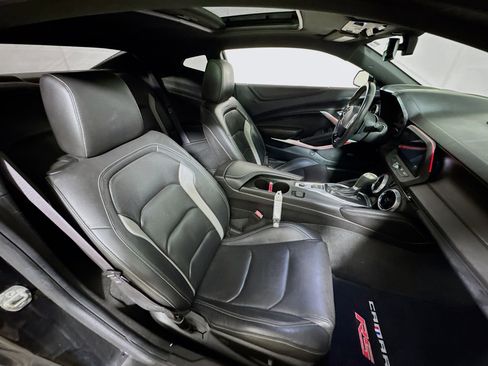 Used 2016 Chevrolet Camaro LT image 27
