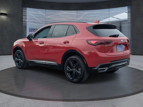 Used 2025 Buick Envision Sport Touring image 4