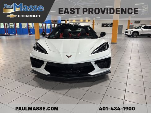 Used 2026 Chevrolet Corvette Stingray Preferred Conv w/ Z51 Performance Package RWD image 2