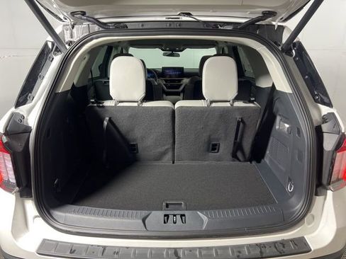 New 2026 Ford Explorer Active image 6