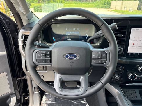 New 2026 Ford F250 Lariat w/ Tremor Off-Road Package AWD/4WD image 17