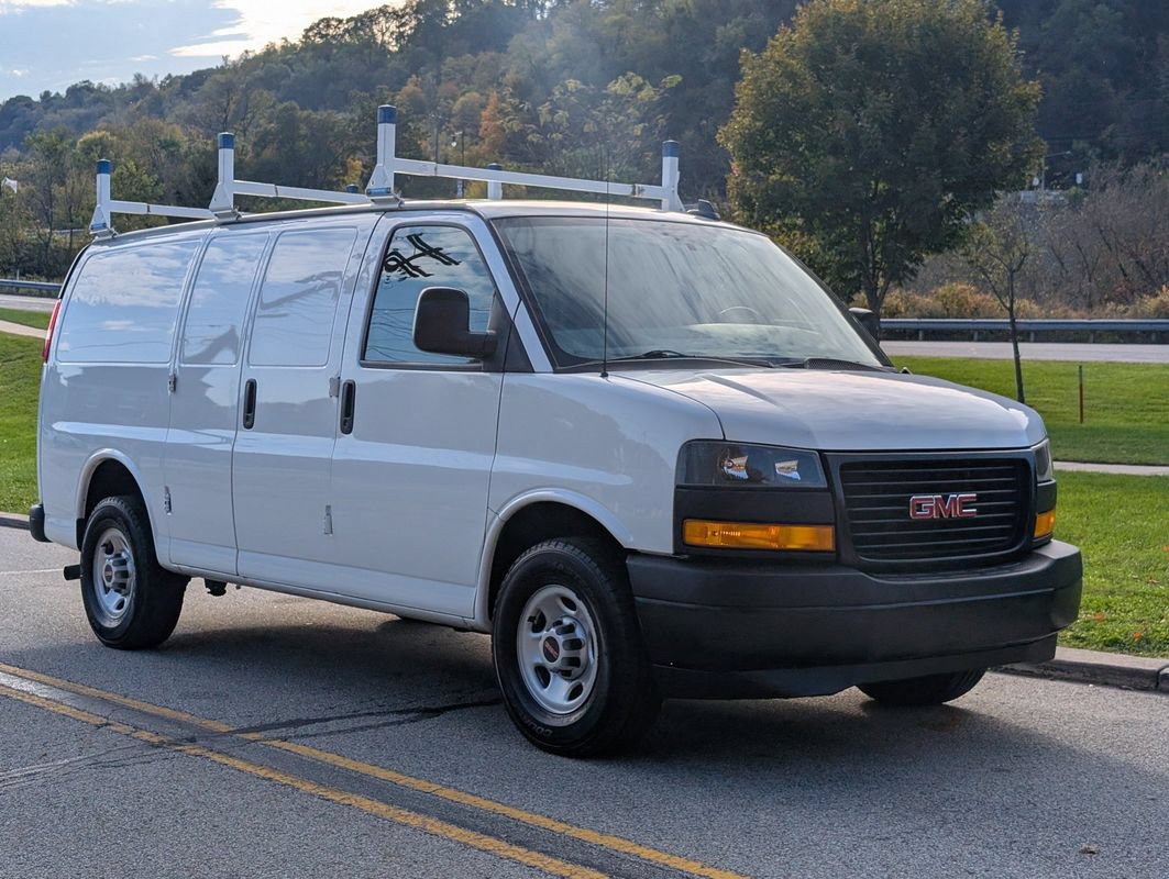 Used 2019 GMC Savana 2500 w/ Driver Convenience Package RWD image 1