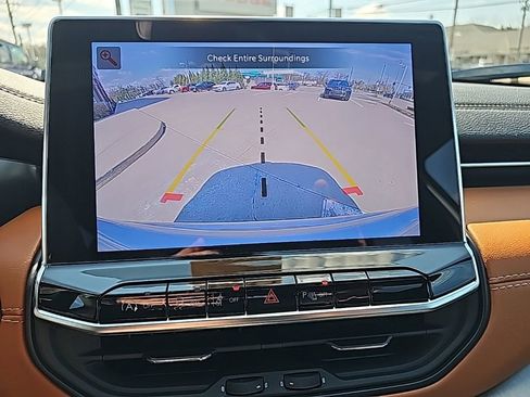 Used 2025 Jeep Compass Limited w/ Elite Group image 33