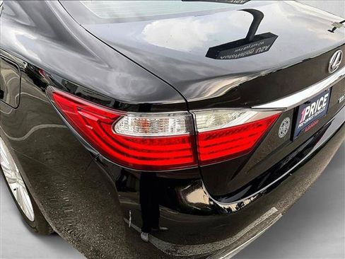 Used 2013 Lexus ES 350 w/ Premium Pkg FWD image 29