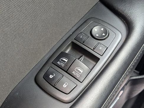 Used 2022 Dodge Challenger GT image 20