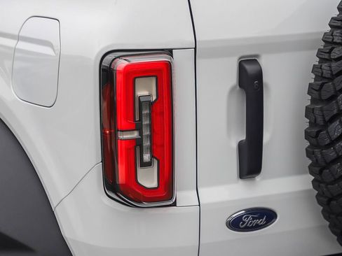 Used 2021 Ford Bronco Badlands AWD/4WD image 12