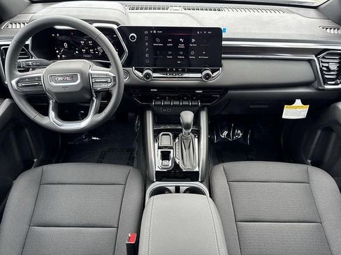 New 2026 GMC Canyon Elevation w/ LPO, Black Badging Package RWD image 7