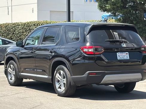 Certified 2023 Honda Pilot EX-L image 6