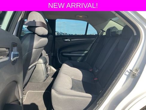 Used 2023 Chrysler 300 Touring image 15