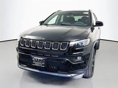 New 2026 Jeep Compass Latitude AWD/4WD image 3
