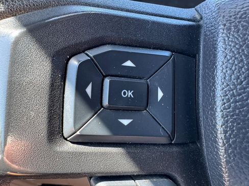 Used 2021 Ford F550 4x4 Regular Cab Super Duty image 14