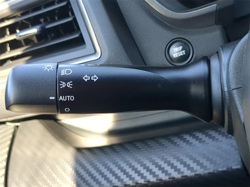 Used 2025 Subaru Ascent Premium image 25