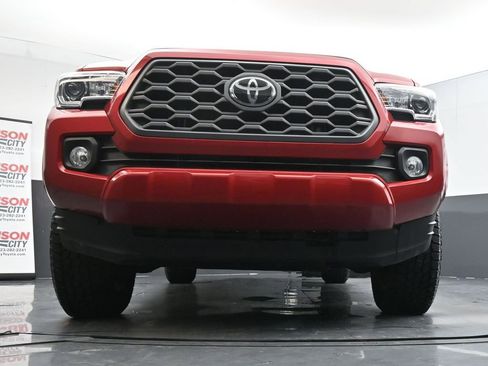 Used 2023 Toyota Tacoma TRD Sport w/ Black Out Package (TMS) image 34