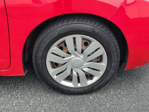 Used 2016 Honda Fit LX image 5