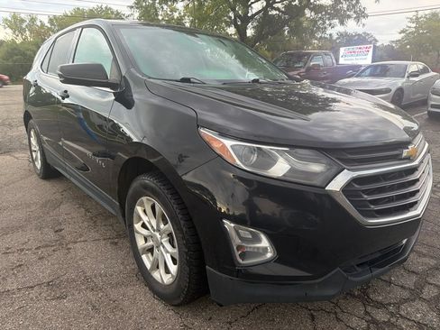 Used 2018 Chevrolet Equinox LT AWD/4WD image 3