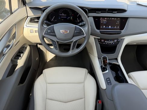 Used 2019 Cadillac XT5 Luxury image 14