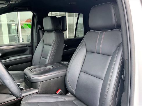 Used 2024 Chevrolet Tahoe RST w/ RST Performance Edition image 7