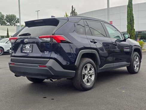 Used 2024 Toyota RAV4 XLE w/ Convenience Package AWD/4WD image 5