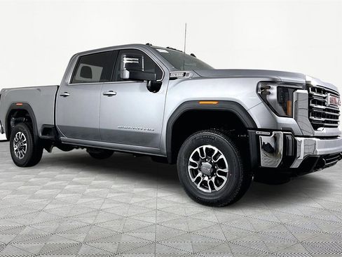 New 2026 GMC Sierra 2500 SLE w/ SLE Value Package; image 3