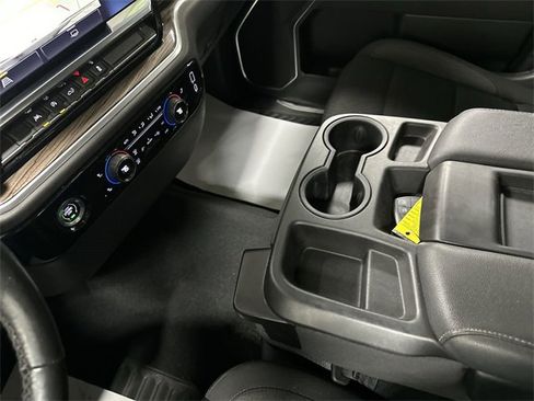 Used 2022 Chevrolet Silverado 1500 LT image 13