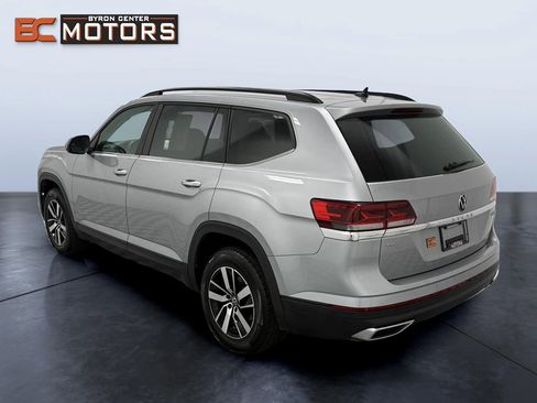 Used 2021 Volkswagen Atlas SE image 4