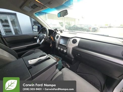 Used 2016 Toyota Tundra SR5 w/ TRD Off Road Package AWD/4WD image 19