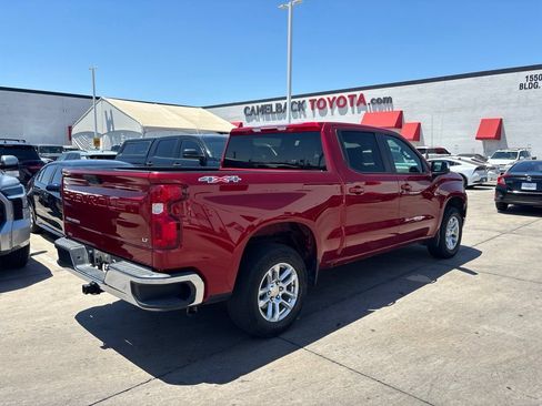 Used 2023 Chevrolet Silverado 1500 LT AWD/4WD image 2